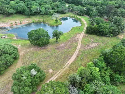 119 Red Stag Lane Columbus TX 78934