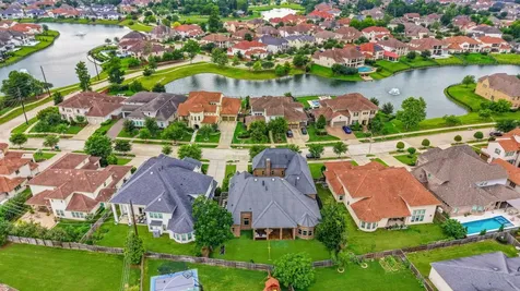 5735 Genoa Springs Lane Sugar Land TX 77479