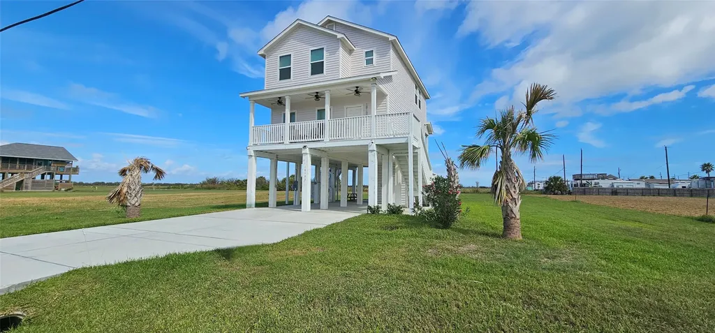 18103 Shaman Drive Galveston TX 77554