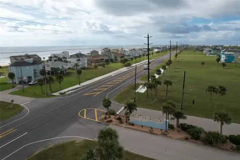 18103 Shaman Drive Galveston TX 77554