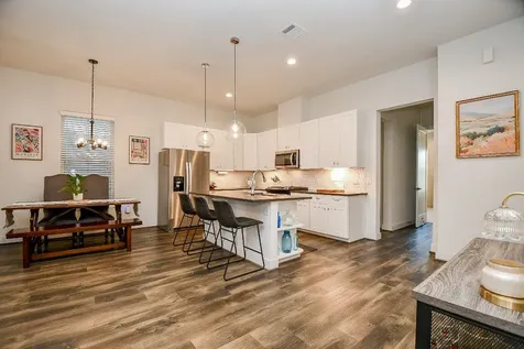 5710 White Magnolia Street Houston TX 77091
