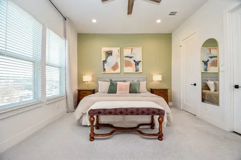 5710 White Magnolia Street Houston TX 77091