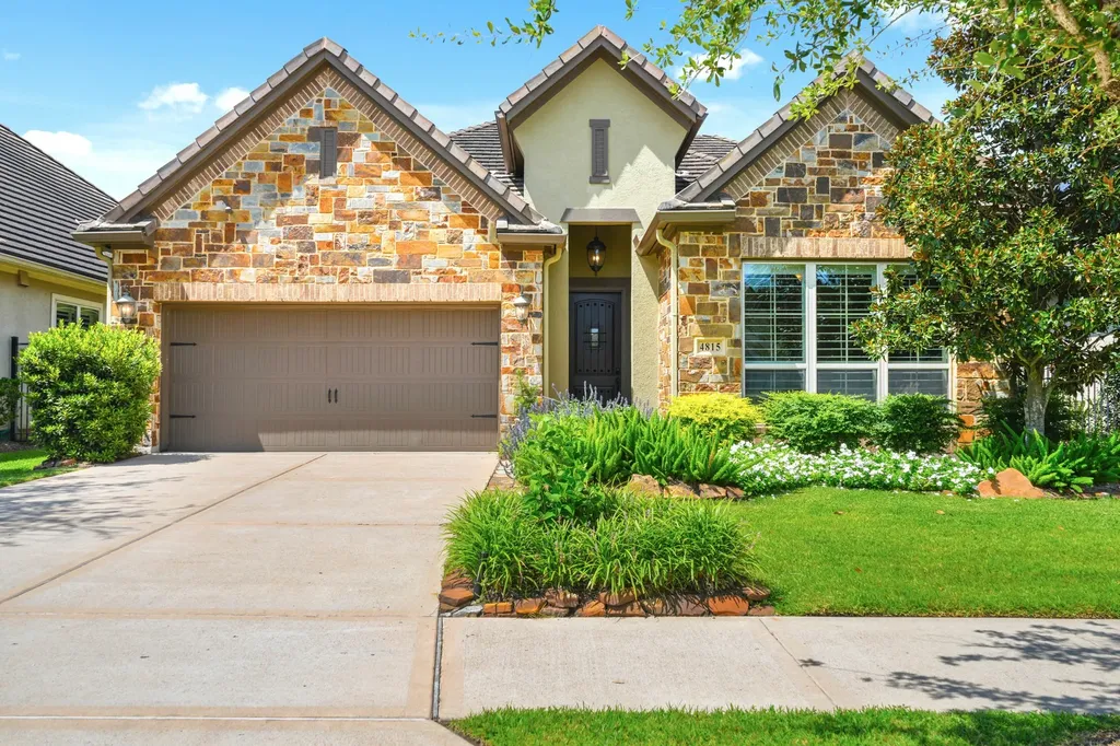 4815 Fairford Drive Sugar Land TX 77479