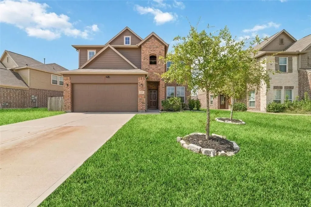 2707 Golden Hills Court Fresno TX 77545