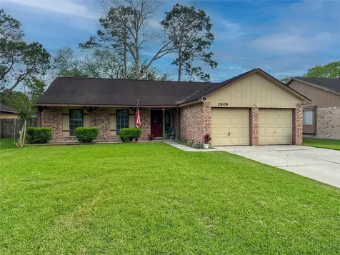 2909 Laurelridge Drive League City TX 77573