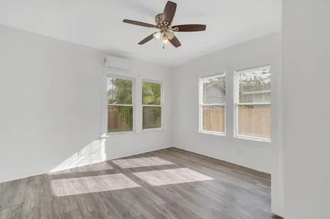 1109 Gargan Street Houston TX 77009