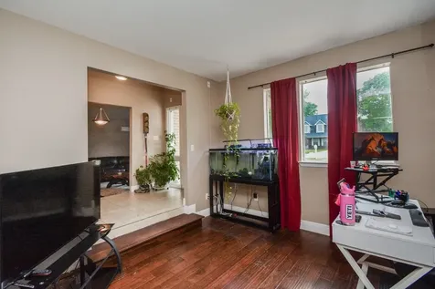 1402 Chestnut Ridge Road Kingwood TX 77339