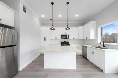 9202 Buffum Street Houston TX 77051