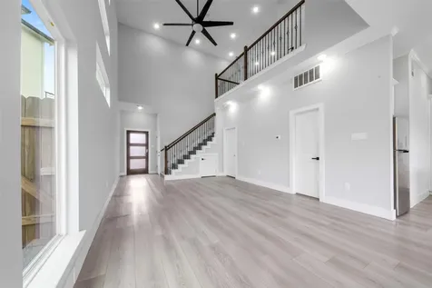 9202 Buffum Street Houston TX 77051