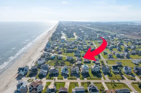 4211 Surf Drive Galveston TX 77554
