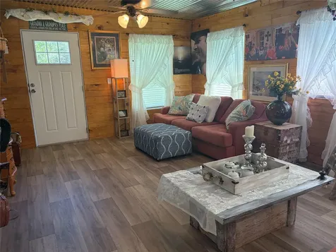 585 Hunter Road Livingston TX 77351