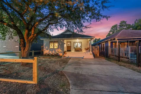 805 E 36th Street Houston TX 77022