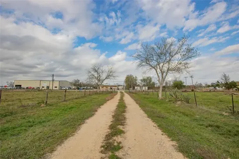 12617 Fm 1887 Road Hempstead TX 77445