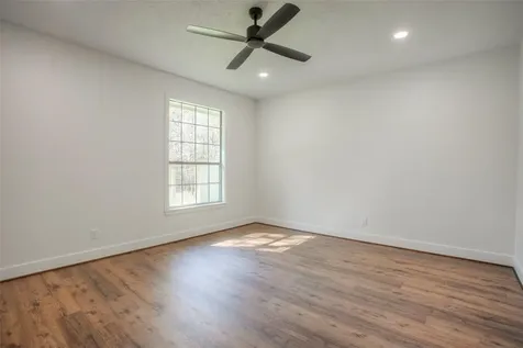 83 Dahlia Road Huntsville TX 77320