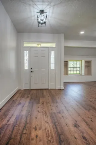 83 Dahlia Road Huntsville TX 77320