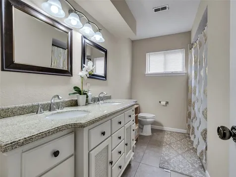 2635 Talina Way Houston TX 77080