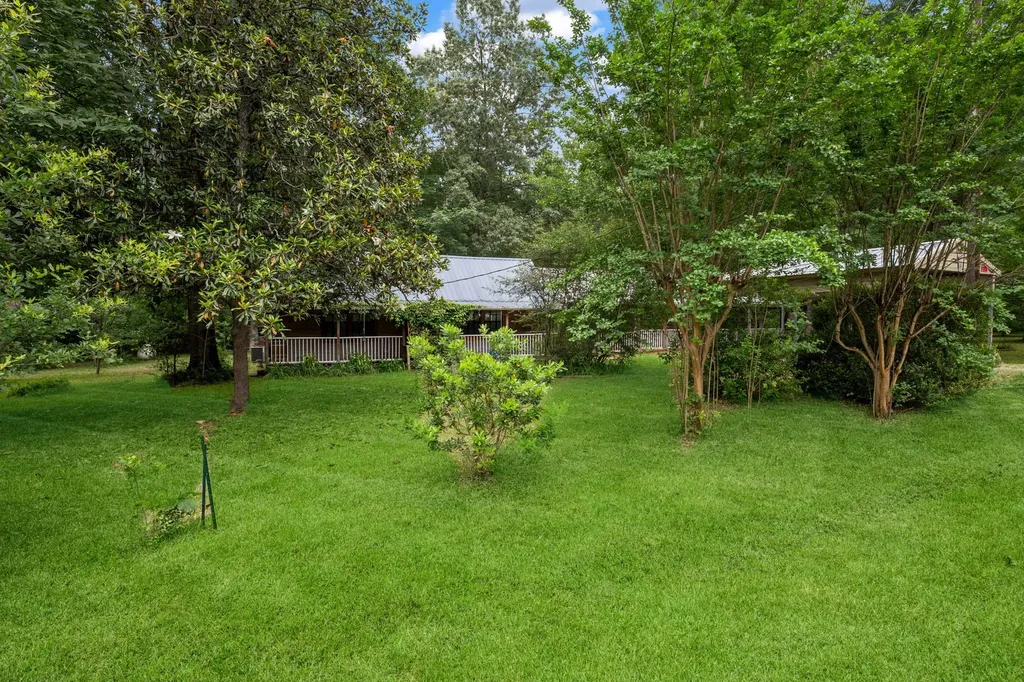 184 Rosemary Lane Livingston TX 77351