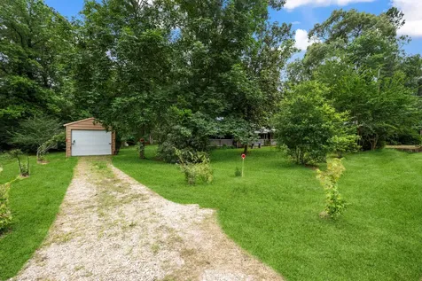184 Rosemary Lane Livingston TX 77351