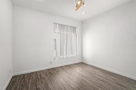 5712 Winsome Lane 5 Houston TX 77057