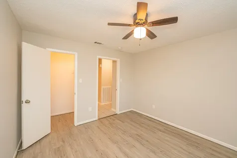 8124 Beech Cove Lane Houston TX 77072