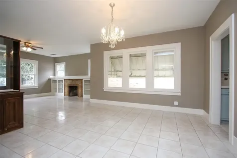 1127 Walling Street Houston TX 77009