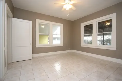 1127 Walling Street Houston TX 77009