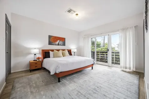 2524 Nantucket Drive C Houston TX 77057