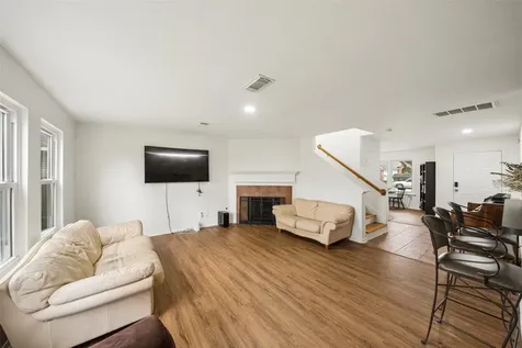 2719 Chatford Hollow Lane Houston TX 77014