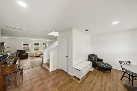 2719 Chatford Hollow Lane Houston TX 77014