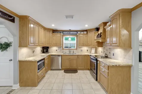 31637 Bohlssen Road New Caney TX 77357