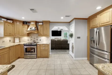 31637 Bohlssen Road New Caney TX 77357
