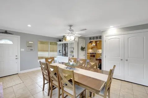 31637 Bohlssen Road New Caney TX 77357