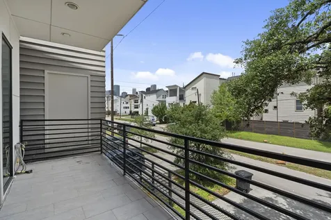 2518 Pease Street Houston TX 77003