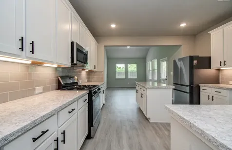 4603 Bay Vista Drive Baytown TX 77523