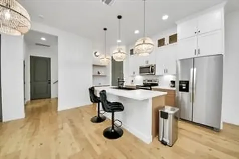 4010 Dreyfus Street Houston TX 77021