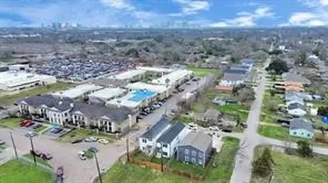 4010 Dreyfus Street Houston TX 77021