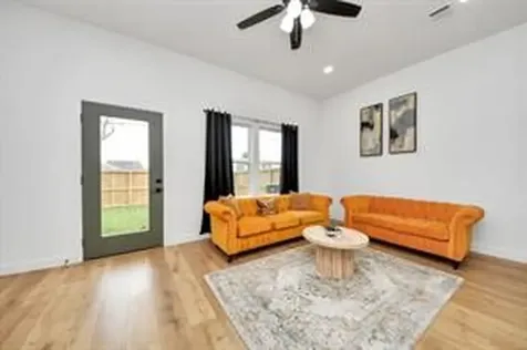 4010 Dreyfus Street Houston TX 77021