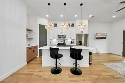4010 Dreyfus Street Houston TX 77021