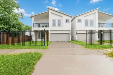 6717 England Street Houston TX 77021