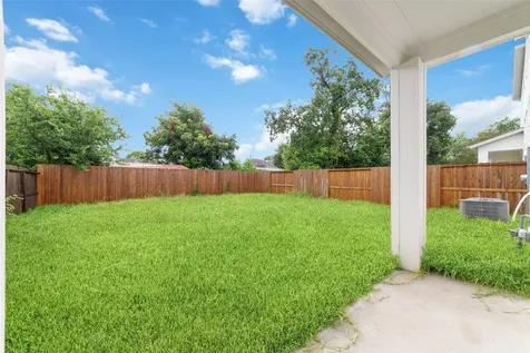 6717 England Street Houston TX 77021