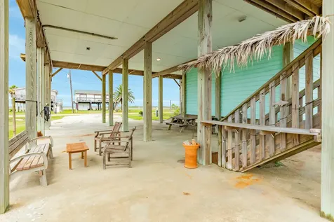 4710 Bayshore Drive Freeport TX 77541