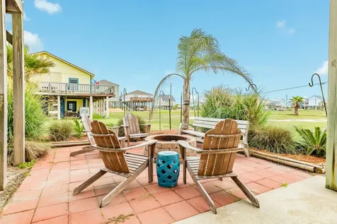 4710 Bayshore Drive Freeport TX 77541