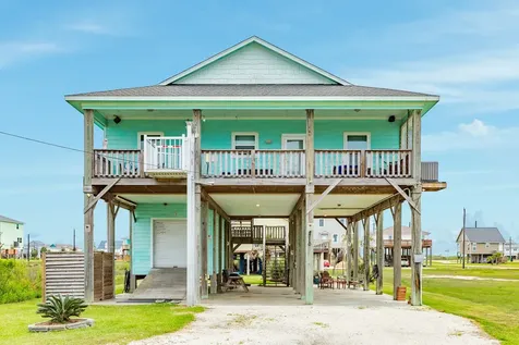 4710 Bayshore Drive Freeport TX 77541