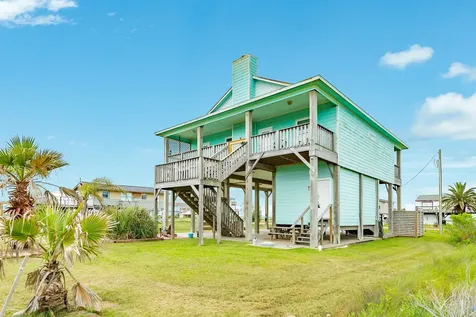 4710 Bayshore Drive Freeport TX 77541