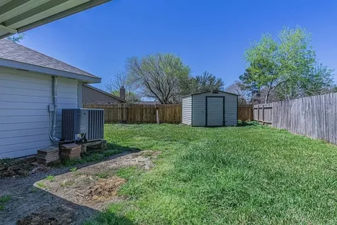 5612 Countryaire Street League City TX 77573