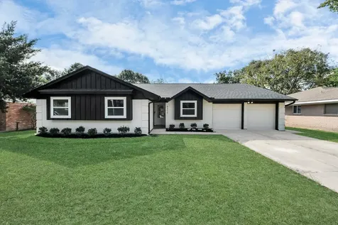 4311 Goldfinch Street Houston TX 77035