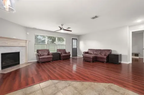 2605 Los Alamos Circle Deer Park TX 77536