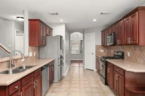 2605 Los Alamos Circle Deer Park TX 77536