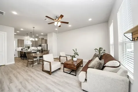 9017 Lonestar Creekbend Lane Houston TX 77080