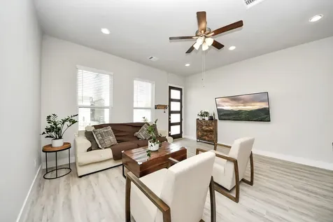9017 Lonestar Creekbend Lane Houston TX 77080